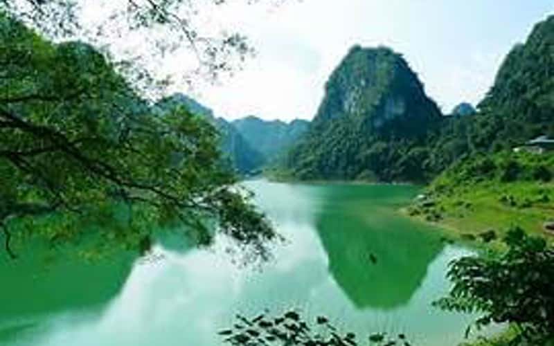Hồ Thang Hen - Bức tranh thiên nhiên đa sắc nơi miền non nước Cao Bằng