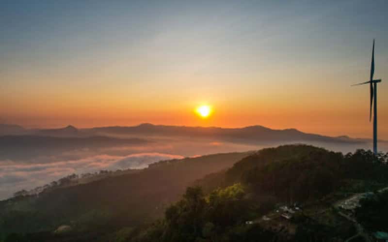 Ngắm "tiên cảnh” giữa lòng phố núi tại "Thiên đường săn mây Cầu gỗ - Bình Minh"