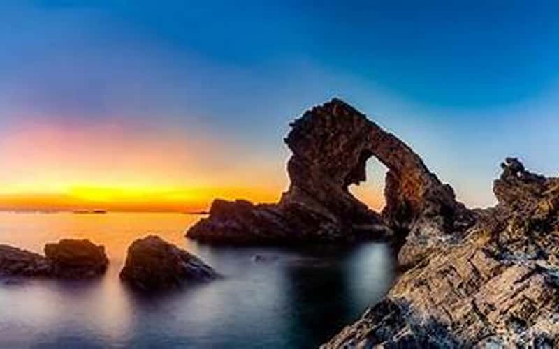 Những ghềnh đá đen huyền ảo ở Bàn Than, Hòn Mang, Hòn Dứa