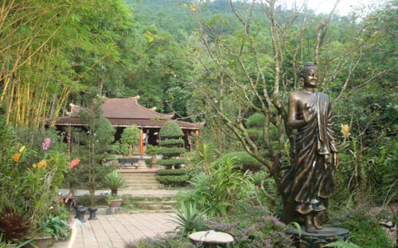 Lạc bước giữa “chốn bồng lai tiên cảnh” Huyền Không Sơn Thượng