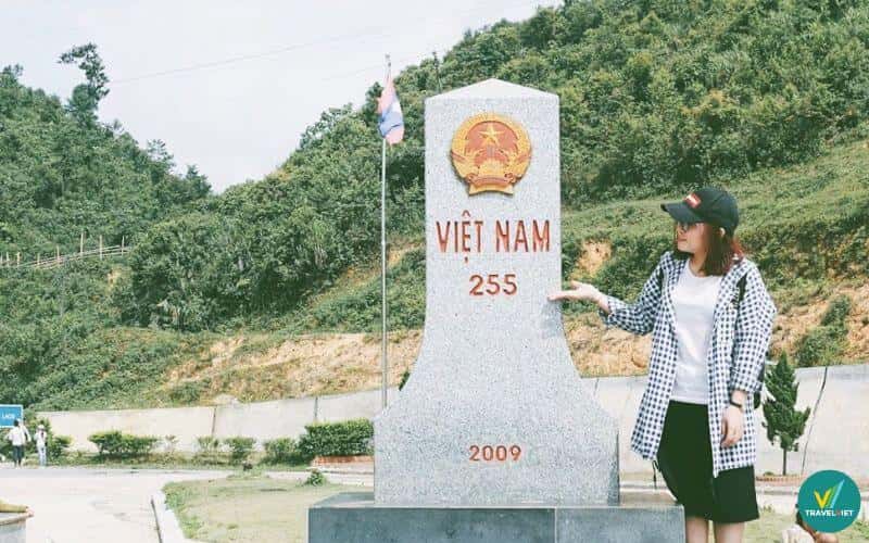 登记处著名的越南边境里程碑标志着该国的主权