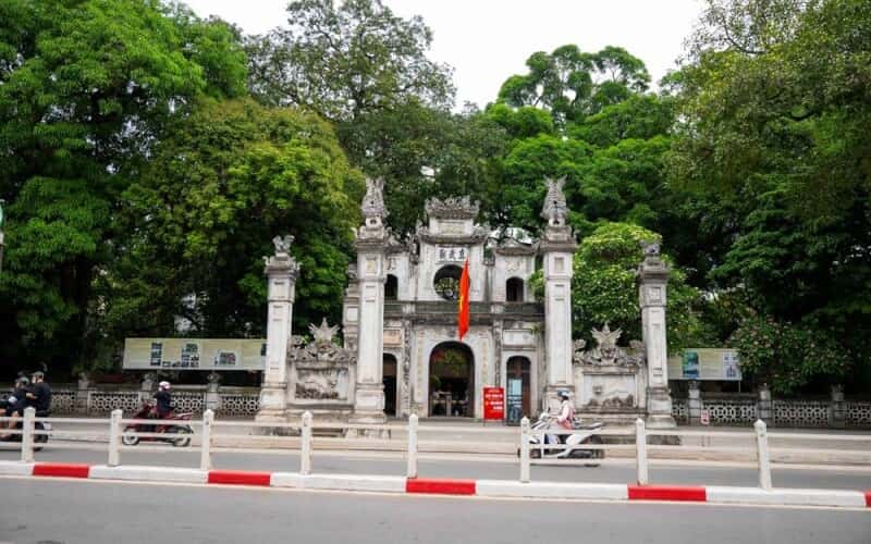 漫步河内“最浪漫之路”：沿途不容错过的古寺名刹