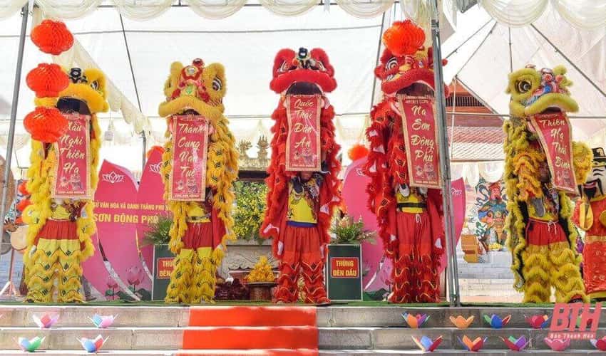 Phu Na Ky Festival in August