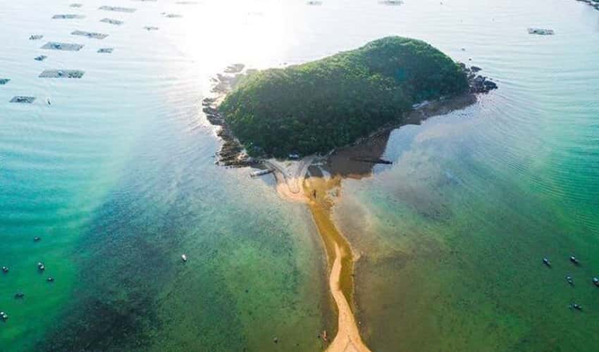 Đảo Nhất Tự Sơn