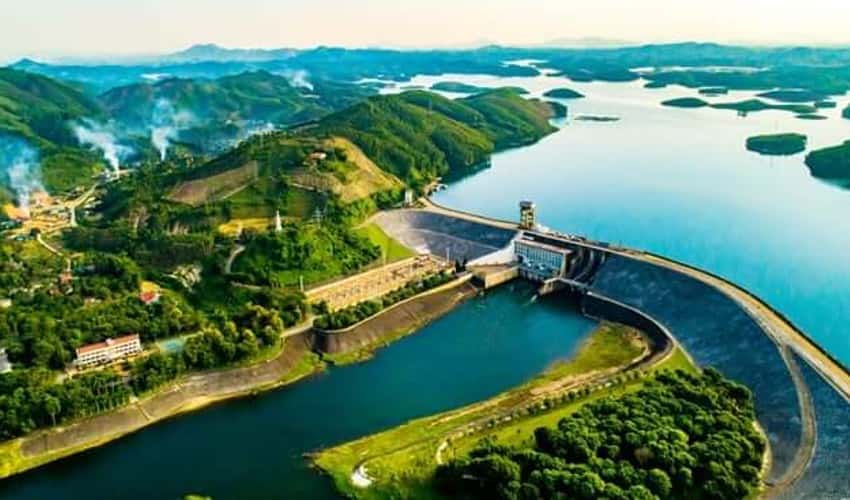 タクモー水力発電湖