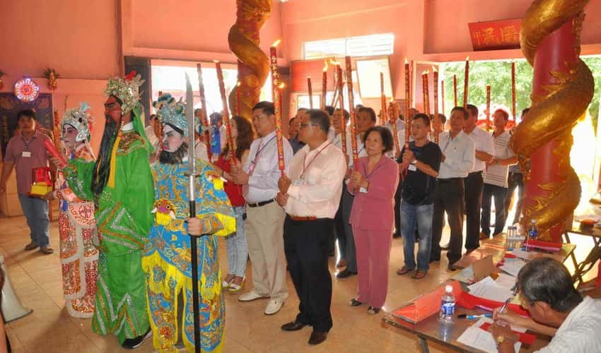 Hội miếu Ông Địa
