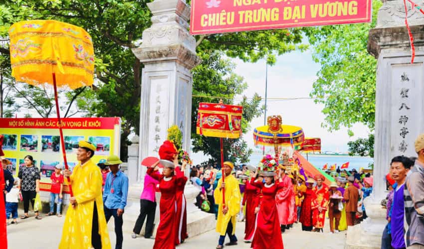 Chieu Trung Vuong Le Khoi Temple Festival