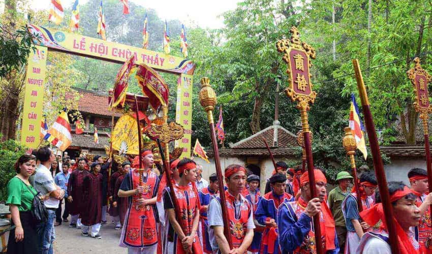 Lễ hội chùa Thầy