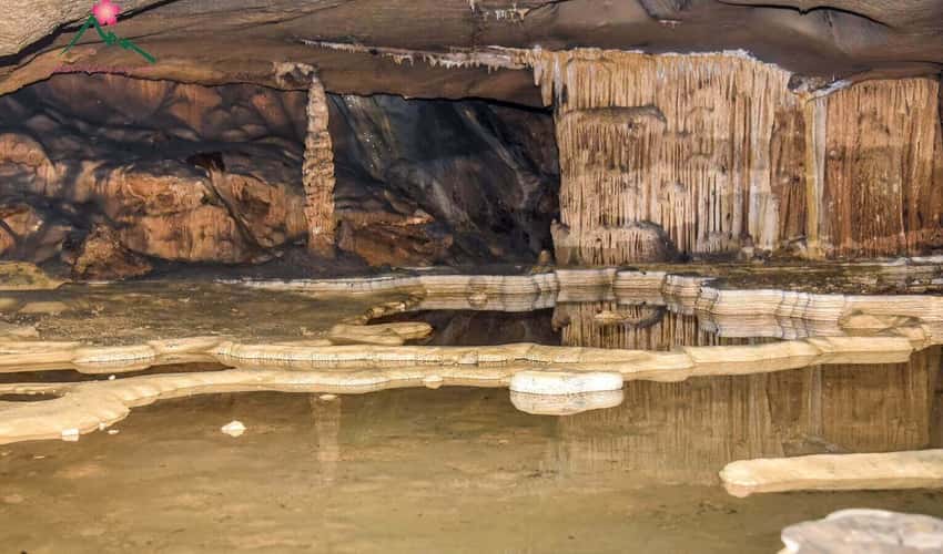 Na La Cave