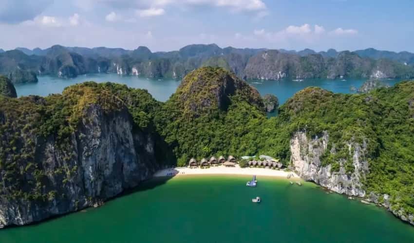Bãi tắm Vạn Bội
