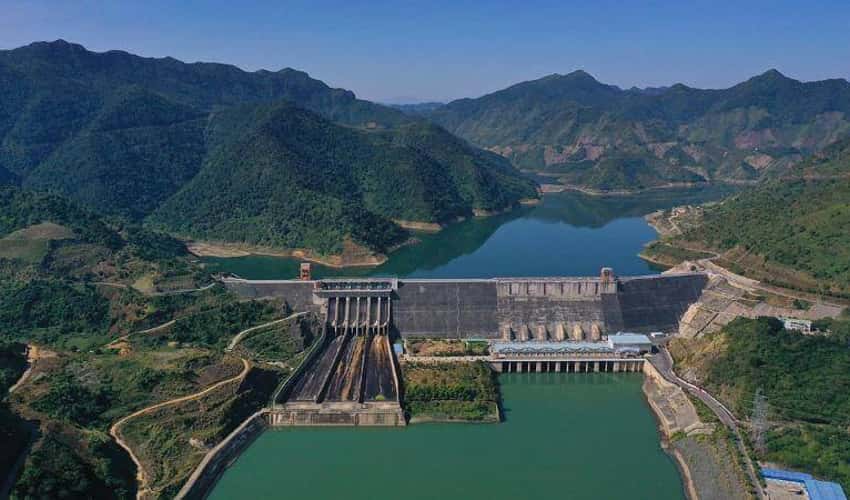 ナハン水力発電所