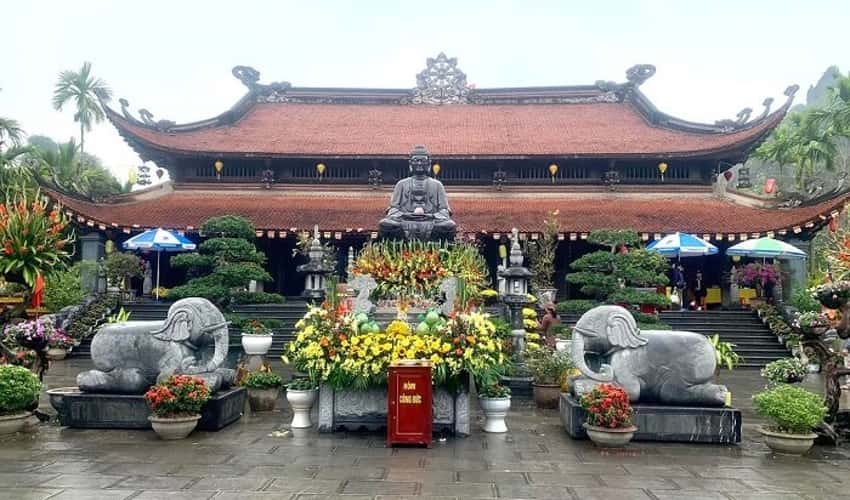 Hang Pagoda