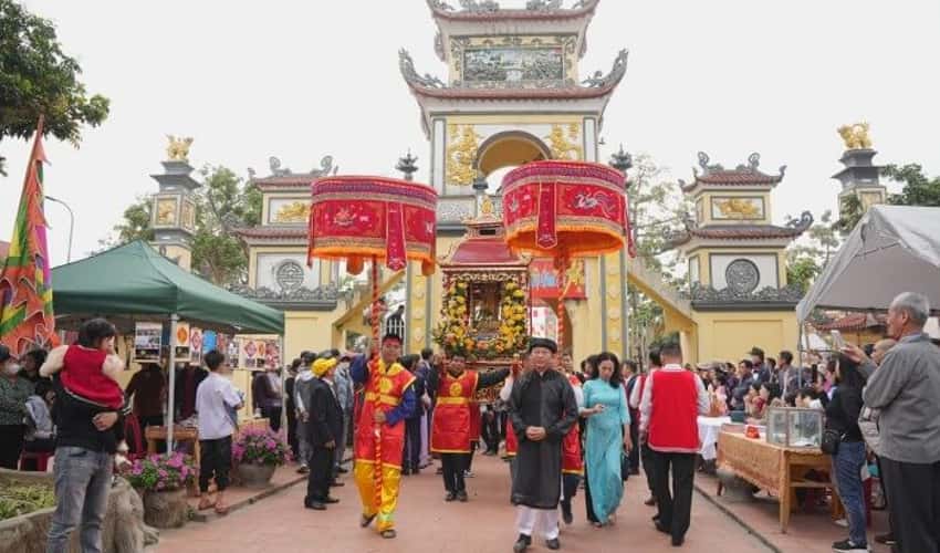 Lễ hội truyền thống Đền – Chùa Mõ