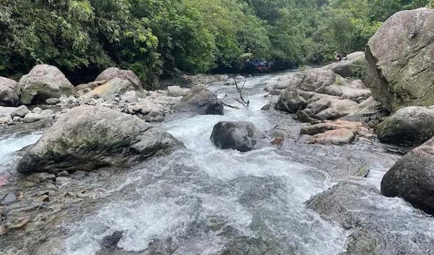 Thác Đỏ Suối Chùn