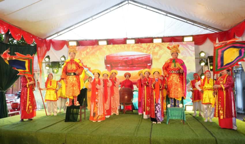 Lễ hội đình Ngọc Uyên