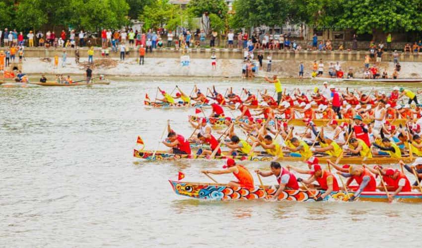 Lễ hội đua thuyền truyền thống