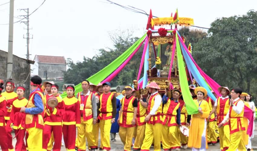 Lễ hội đền Mai Bảng