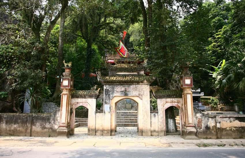 Đền Đuổm