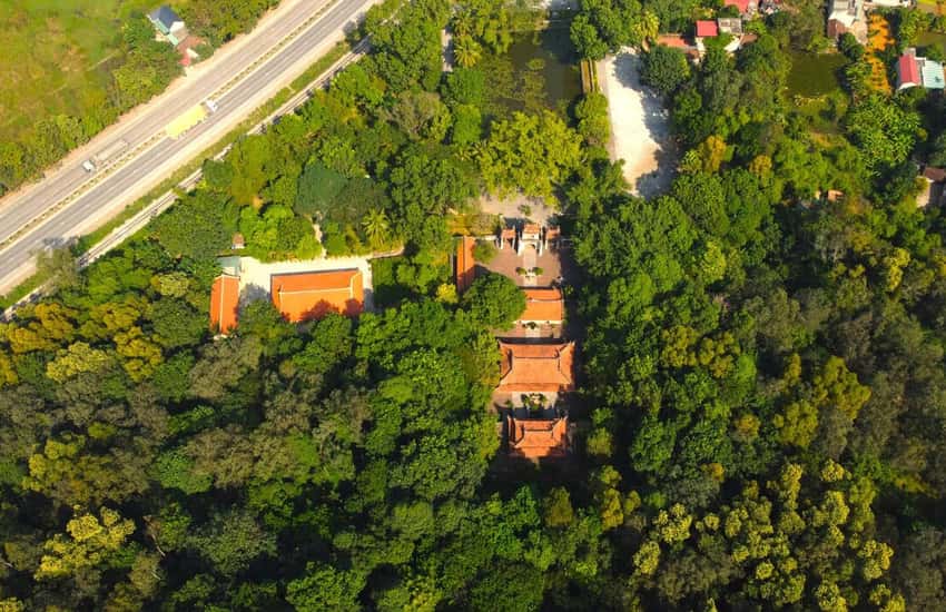 バ・トゥ遺跡地域の歴史的および建築的芸術的遺物
