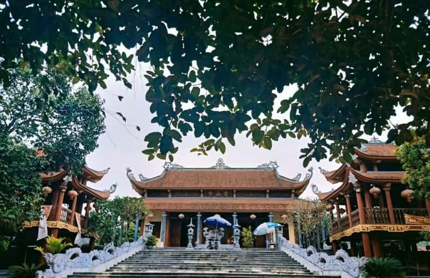 Salt Bridge Pagoda | Cau Muoi Communal House