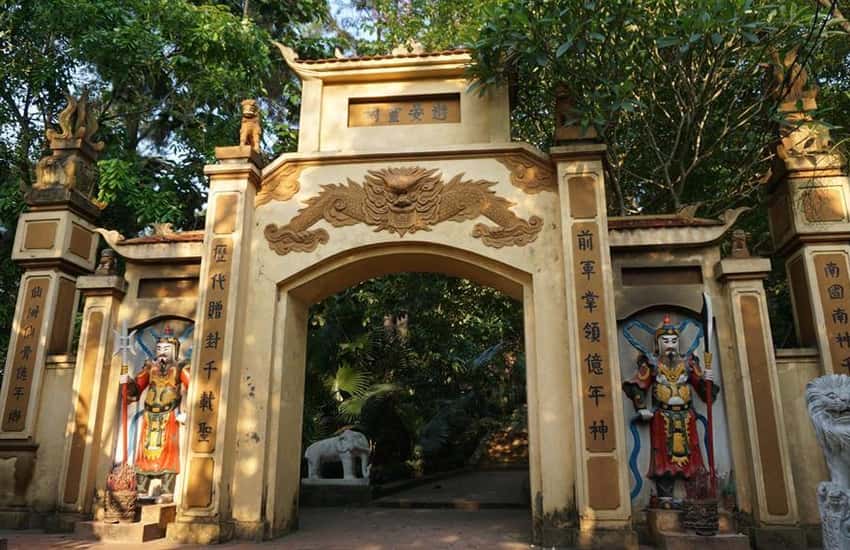 Du Yen Temple