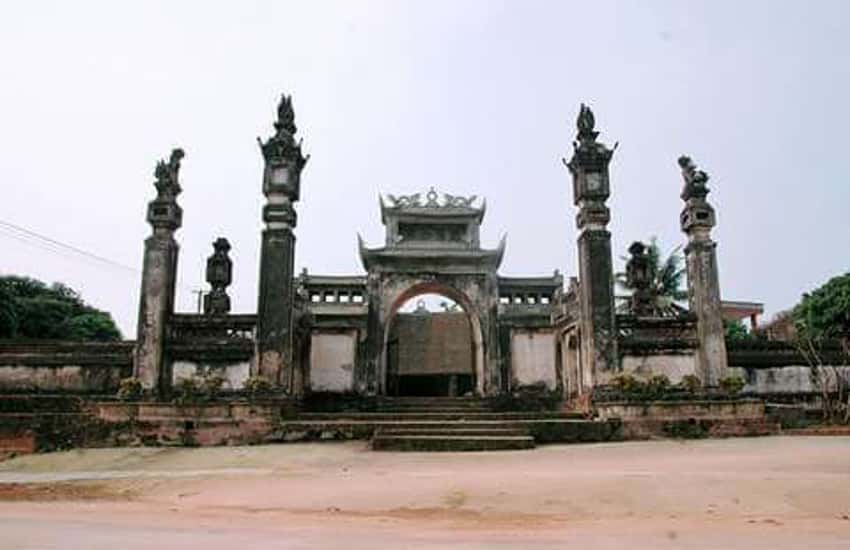 Do Nghia communal house