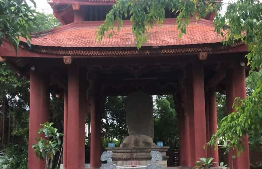 Kenh 파고다 (Hung Phuc 파고다)