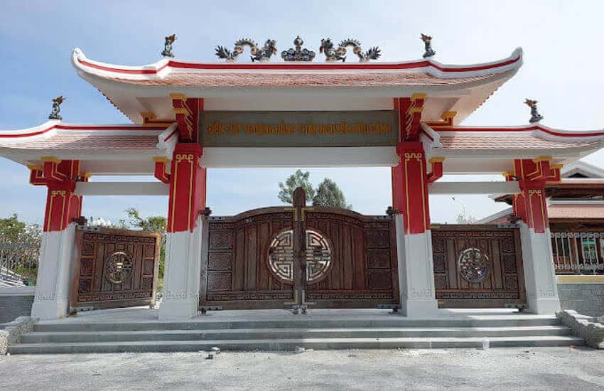 Đền thờ Nguyễn Hữu Cảnh