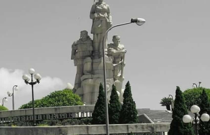 Doc Mieu 军事基地