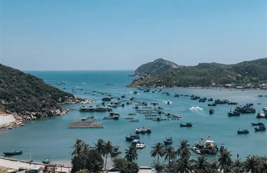Vinh Hy Bay的风景