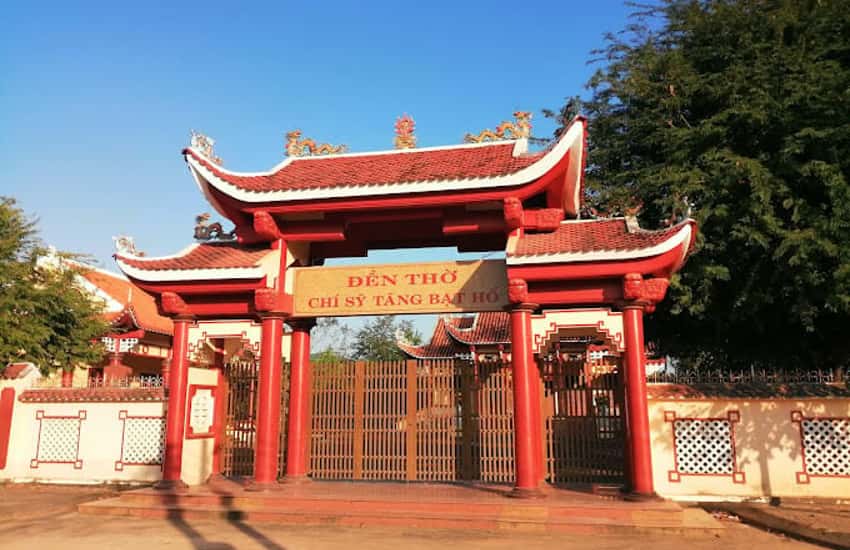 Tang Bat Ho의 사원