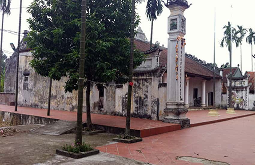 Dong Bo Dau Temple