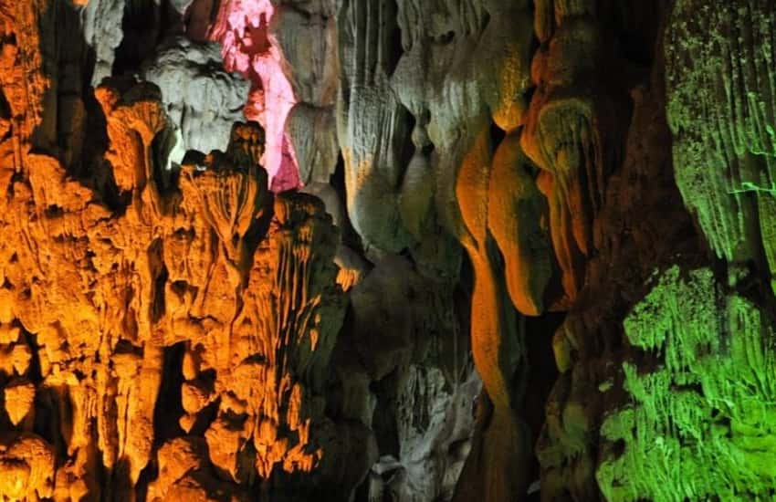 Hang Luồn