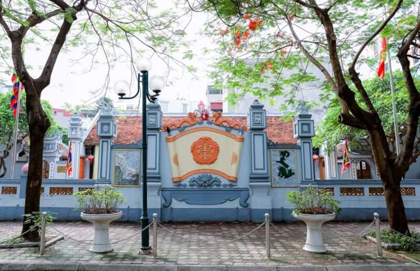 Chu Van An Temple