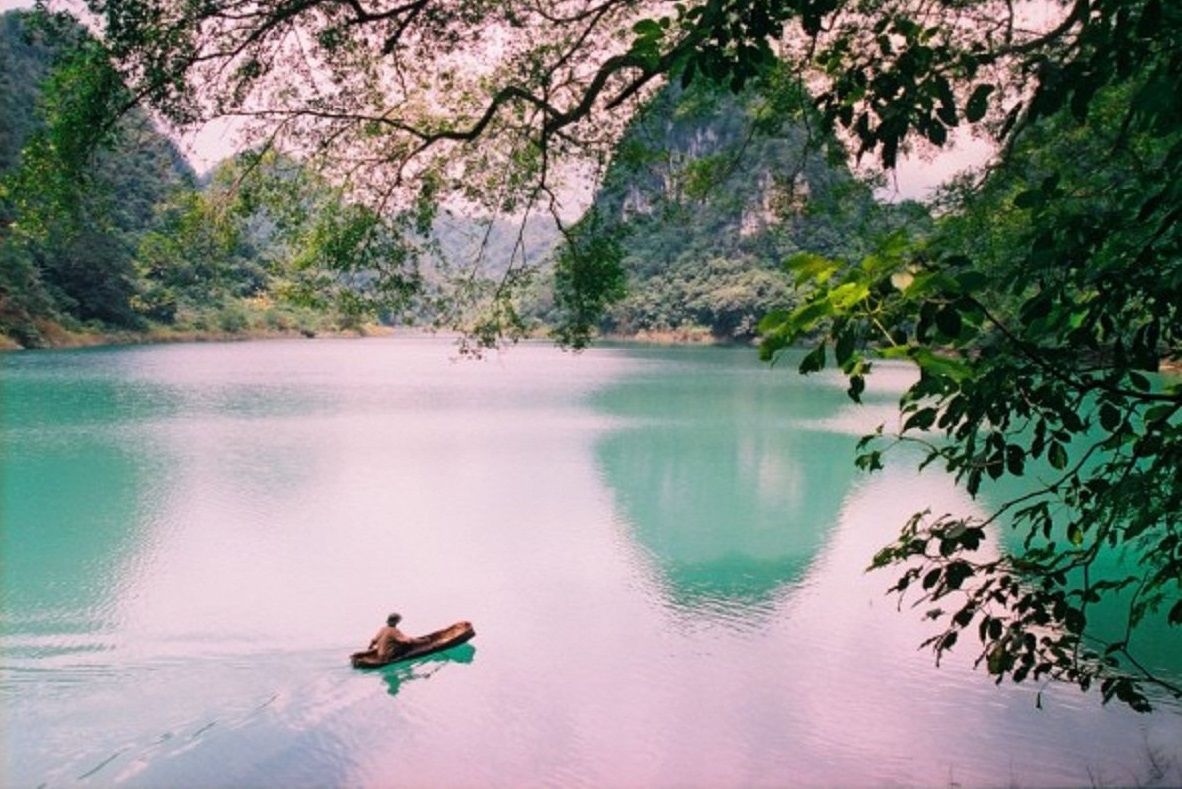 Góc yên bình tại Hồ Thang Hen