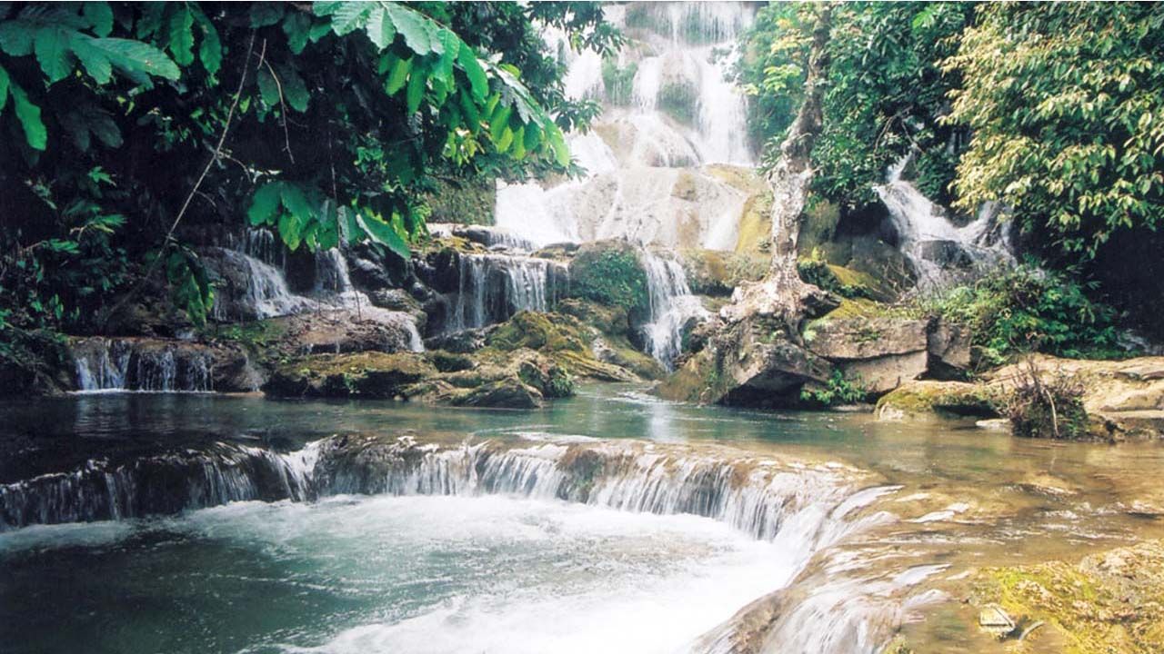 Mùa hè và mùa thu là thời điểm lý tưởng nhất để tham quan Thác Mơ