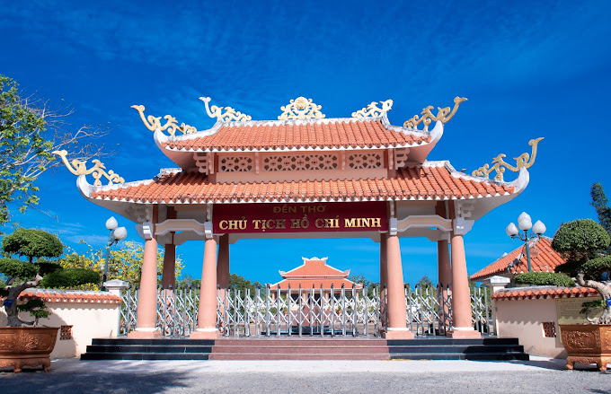 Đền thờ Chủ tịch Hồ Chí Minh