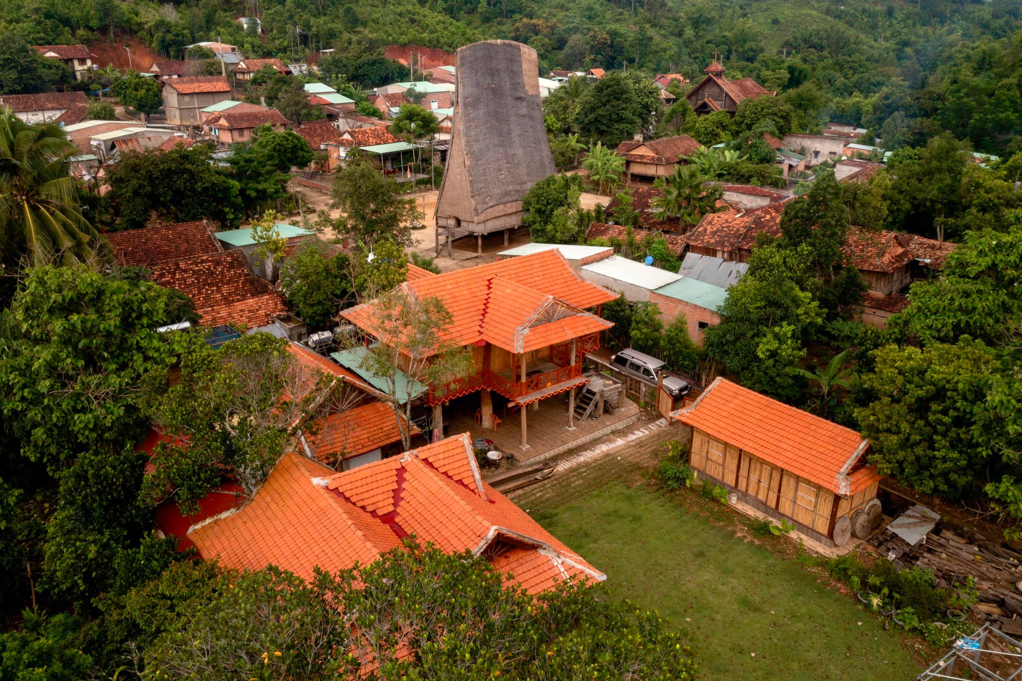 Làng du lịch cộng đồng Kon Kơ Tu