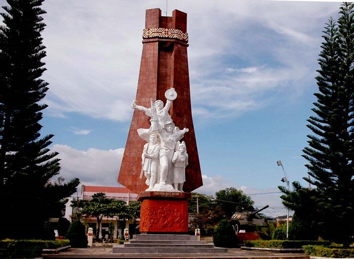 Di tích chiến thắng đăk tô – tân cảnh
