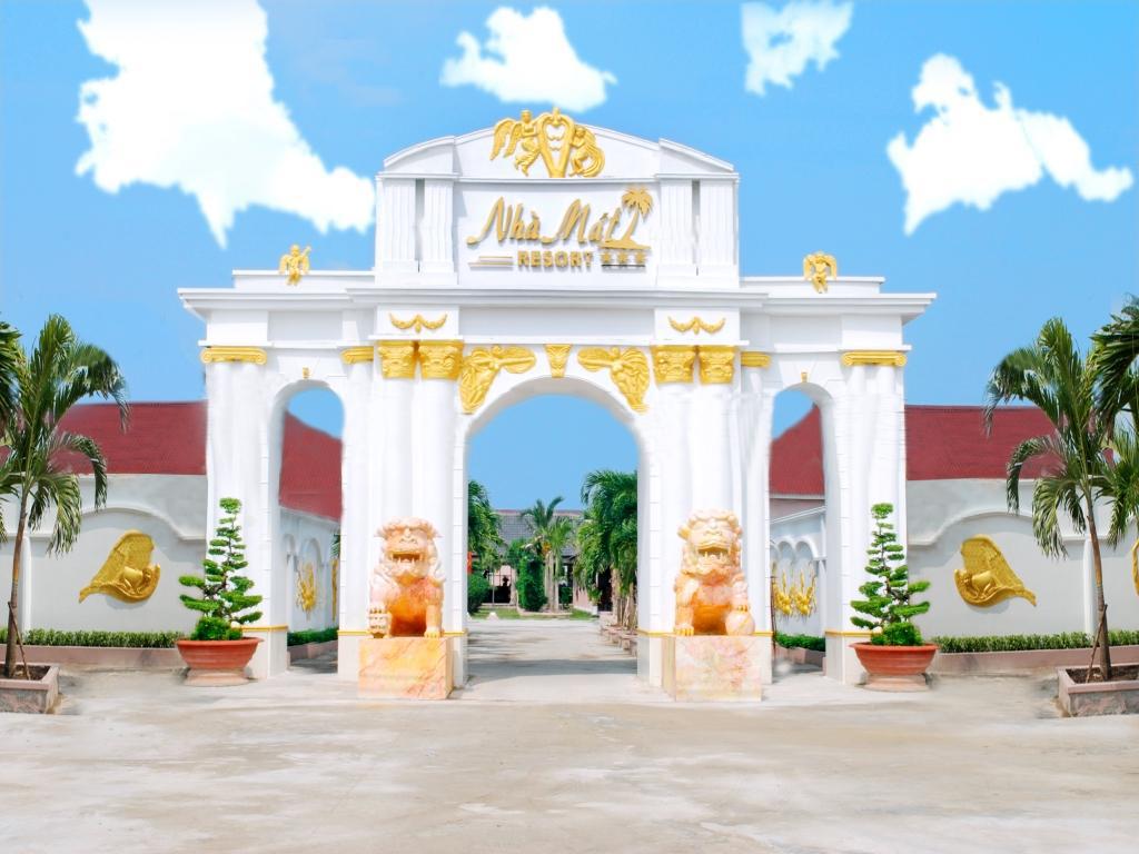 Khu du lịch nhà Mát