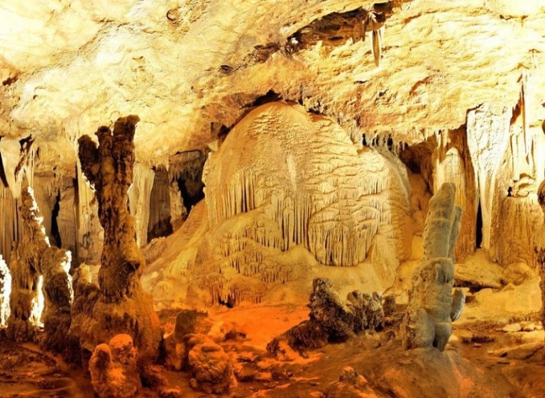 Hang Nà Luông