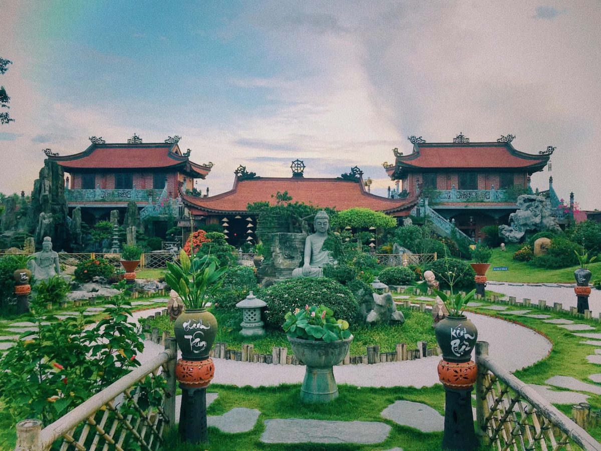 Chùa Phật Quang đẹp lung linh và yên bình