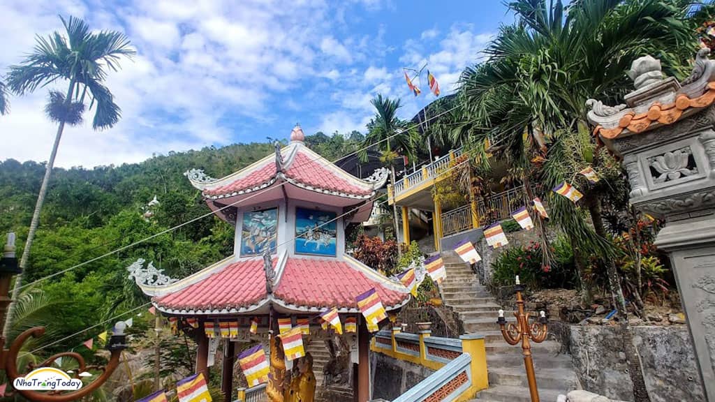 Chùa Suối Đổ