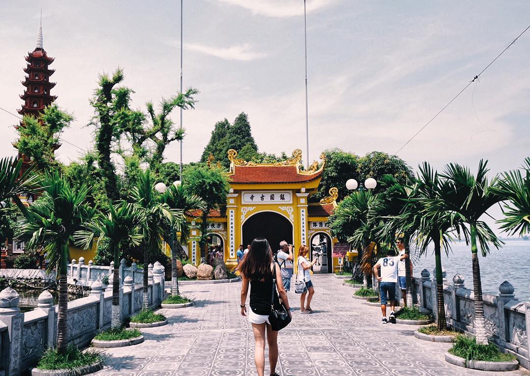쩐 꾸옥 탑(Tran Quoc Pagoda)