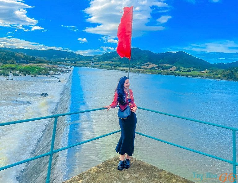 Đập Đồng Cam
