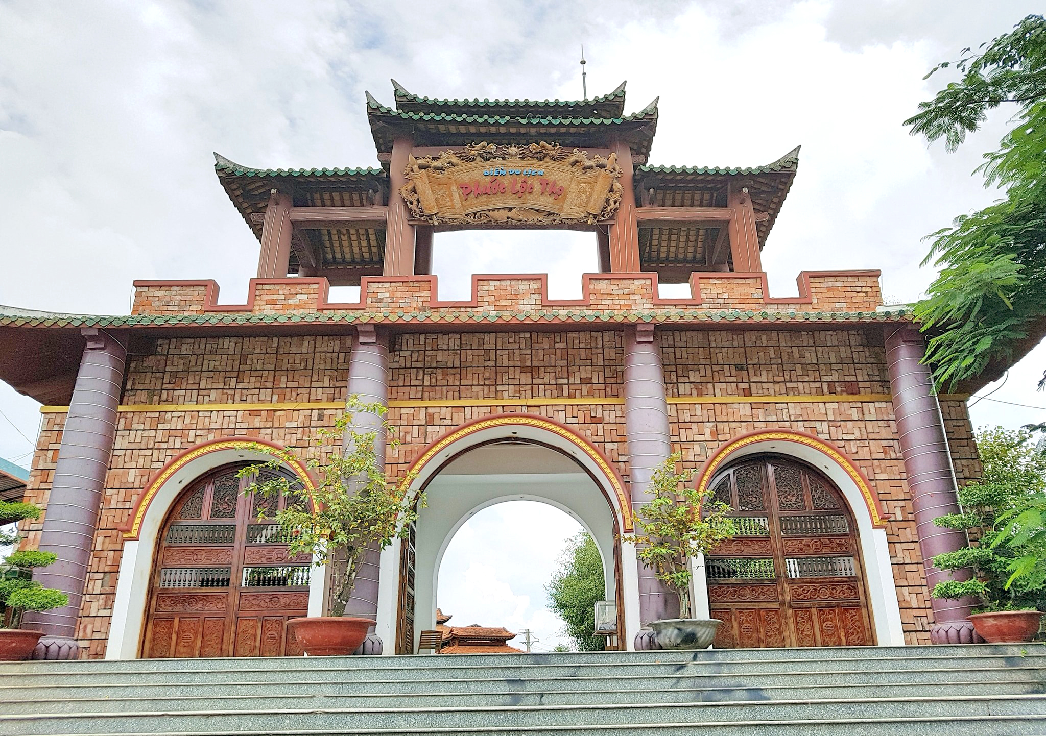 Ghé Thăm Làng Cổ Phúc Lộc Thọ, Long An