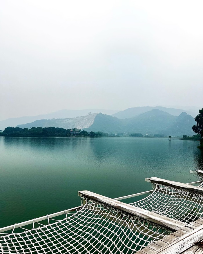 Dong Chanh Lake.