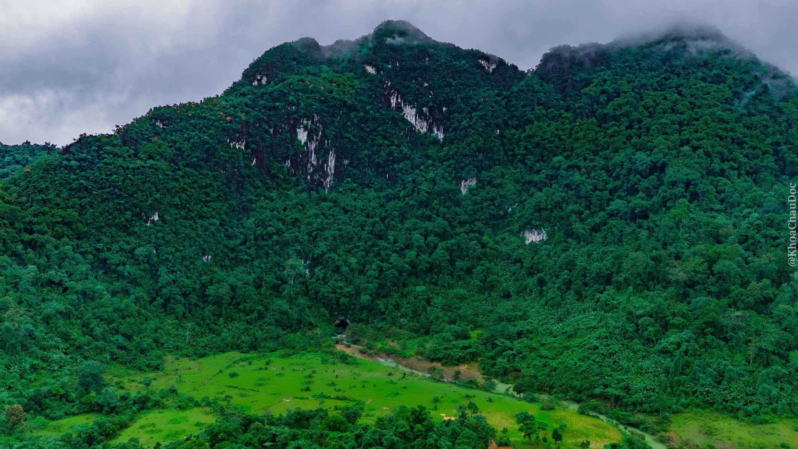 Hang Rục Mòn