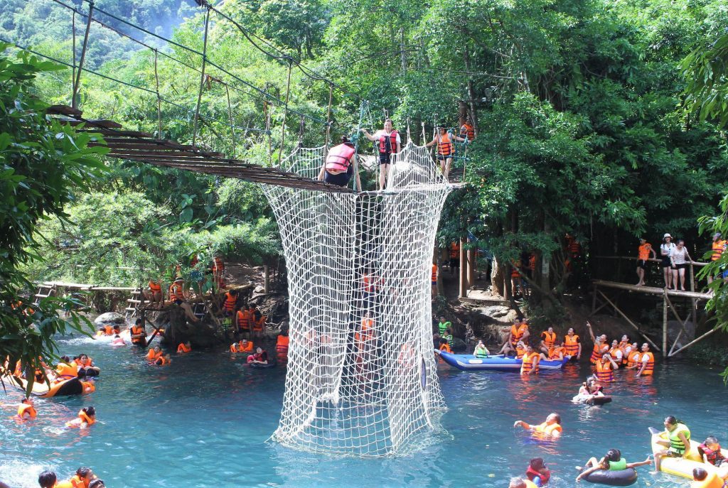 Suối nước Moọc  – Bố Trạch
