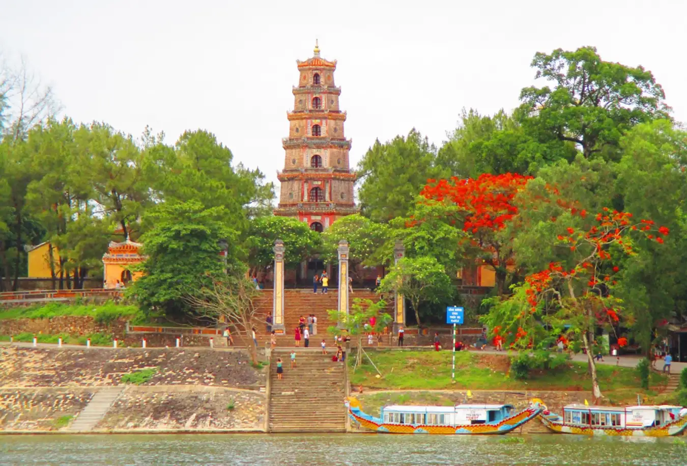 CHÙA THIÊN MỤ - "ĐỆ NHẤT CỔ TỰ"